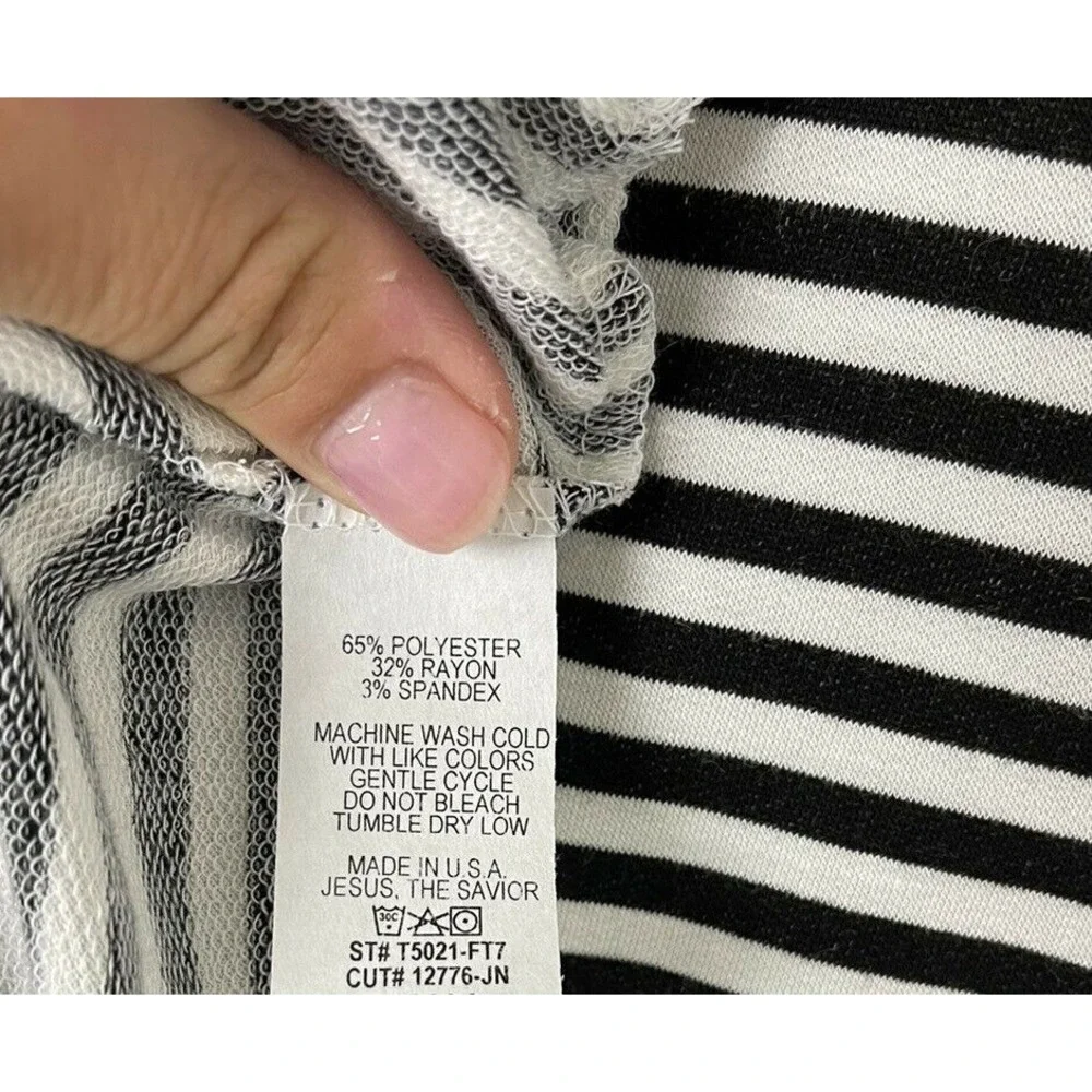 Reborn Women's Size XL Long Sleeve Knit Dress White Black Striped‎